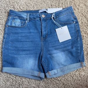 Oak and Poppy High Rise Shorts Size 8
